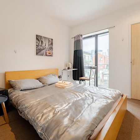 Room In Cardiff City Center - Swiftstay Εξωτερικό φωτογραφία