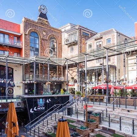 Room In Cardiff City Center - Swiftstay Εξωτερικό φωτογραφία